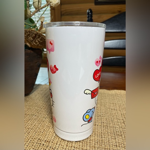 Hello Kitty Valentine Tumbler - Picture 3 of 5